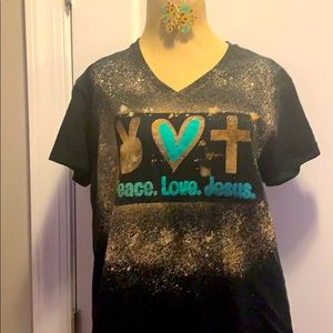 Xlarge peace love , Jesus Tshirt . Free earrings